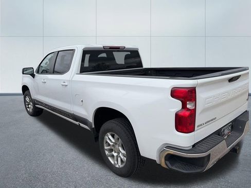 Used 2023 Chevrolet Silverado 1500 LT AWD/4WD image 6