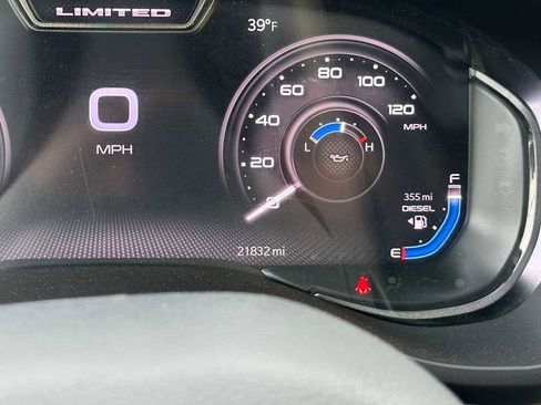 Used 2024 RAM 3500 Limited image 26