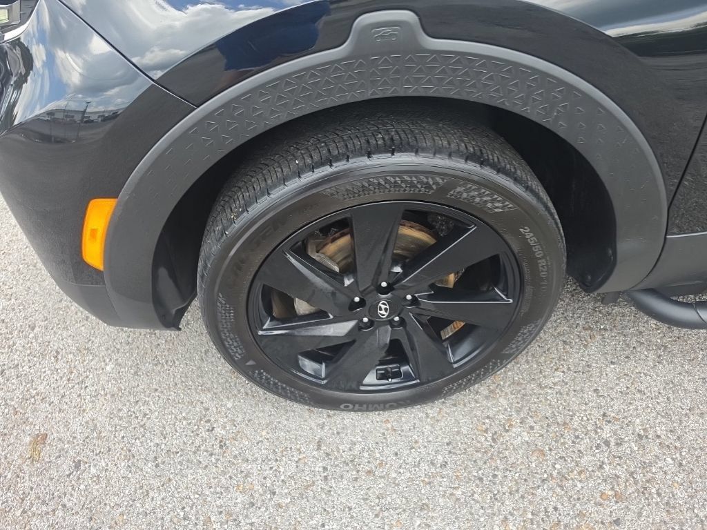 Used 2024 Hyundai Santa Cruz Night AWD/4WD image 32