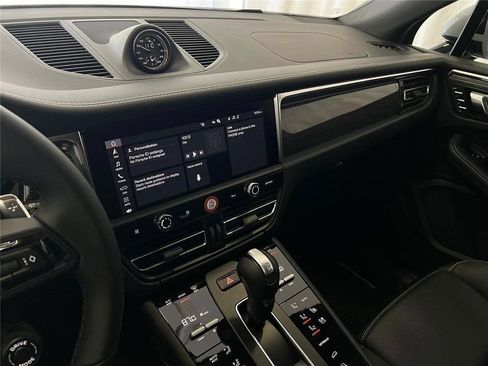 New 2026 Porsche Macan Turbo AWD/4WD image 18
