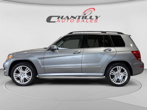 Used 2015 Mercedes-Benz GLK 350 4MATIC image 2