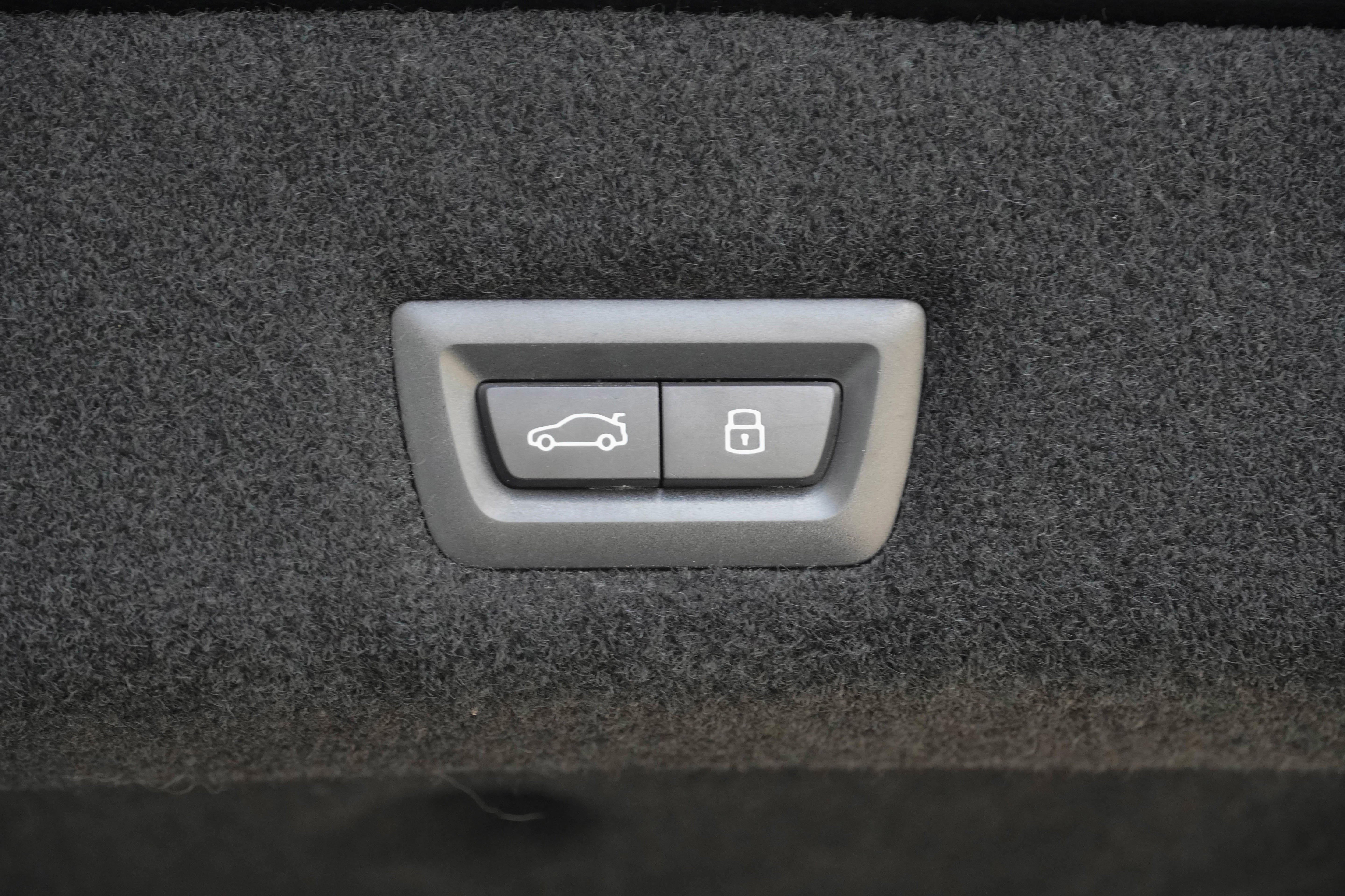Used 2023 BMW 740i RWD image 38