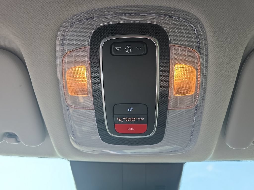 Used 2025 Hyundai Kona SEL FWD image 33