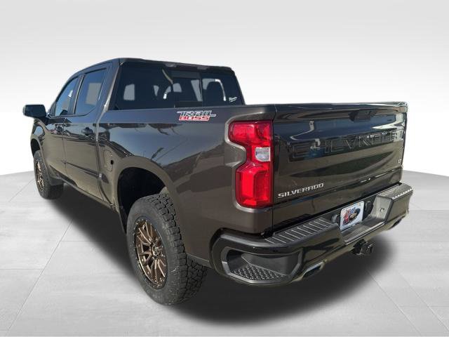 Used 2021 Chevrolet Silverado 1500 LT Trail Boss w/ Convenience Package II AWD/4WD image 4