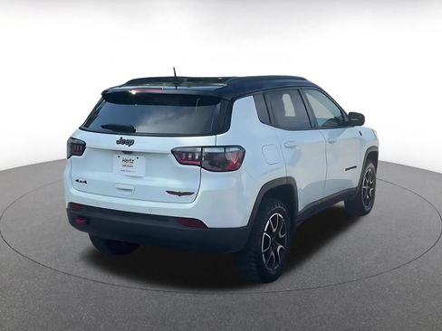Used 2025 Jeep Compass Trailhawk AWD/4WD image 14