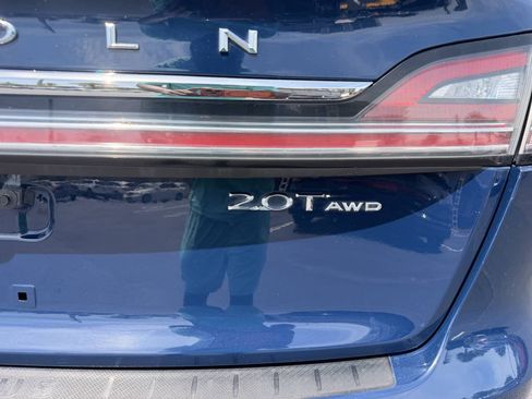 Used 2019 Lincoln Nautilus Reserve AWD/4WD image 6