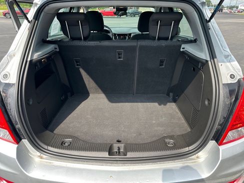 Used 2018 Chevrolet Trax LS image 18