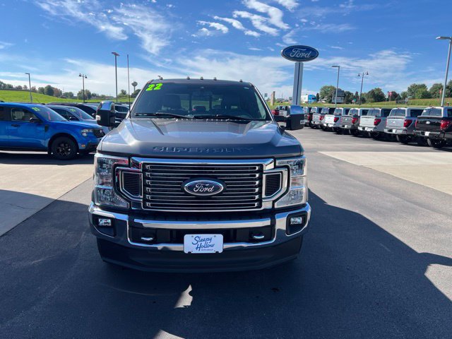 Used 2022 Ford F350 Lariat w/ Lariat Ultimate Package AWD/4WD image 2