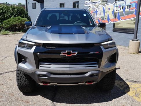 New 2026 Chevrolet Colorado ZR2 w/ Technology Package AWD/4WD image 2