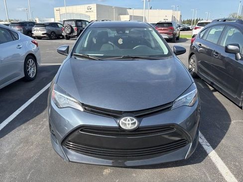 Used 2017 Toyota Corolla LE w/ Carpet Mat Package (TMS) image 2