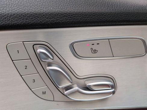 Used 2019 Mercedes-Benz C 300 4MATIC Sedan image 18