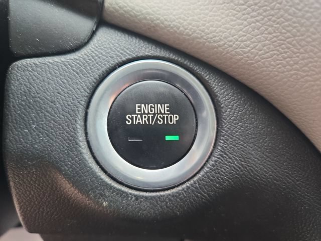 Used 2023 Chevrolet Equinox LS FWD image 16