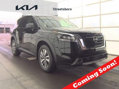 Used 2025 Nissan Pathfinder SL w/ Cargo Package