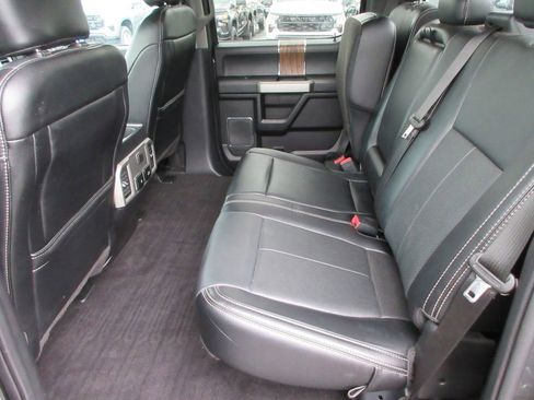 Used 2019 Ford F150 Lariat w/ Trailer Tow Package AWD/4WD image 15