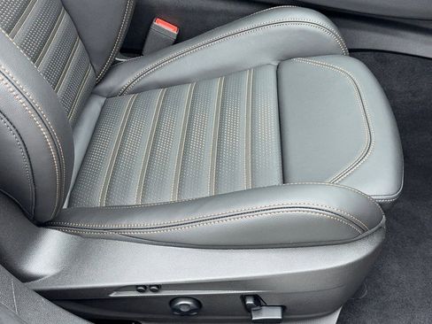 New 2025 Alfa Romeo Giulia w/ Driving Assist Package image 41