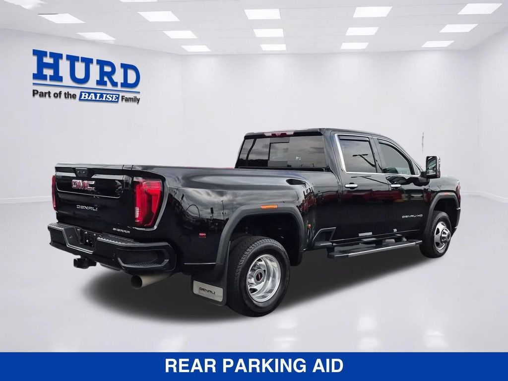 Used 2023 GMC Sierra 3500 Denali w/ Denali Ultimate Package AWD/4WD image 3