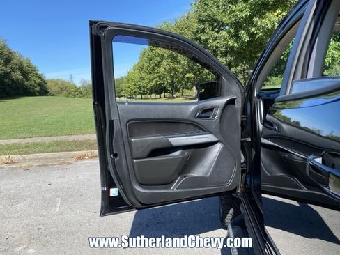 Used 2020 Chevrolet Colorado ZR2 w/ Colorado ZR2 Bison Edition image 18