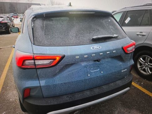 Used 2024 Ford Escape Platinum image 16