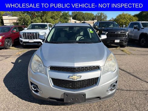 Used 2011 Chevrolet Equinox LT FWD image 2