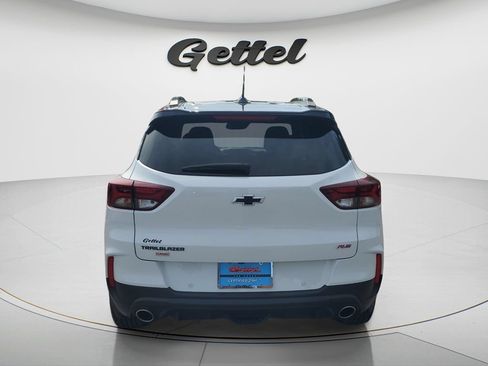 Used 2023 Chevrolet TrailBlazer RS w/ Sun and Liftgate Package FWD image 6