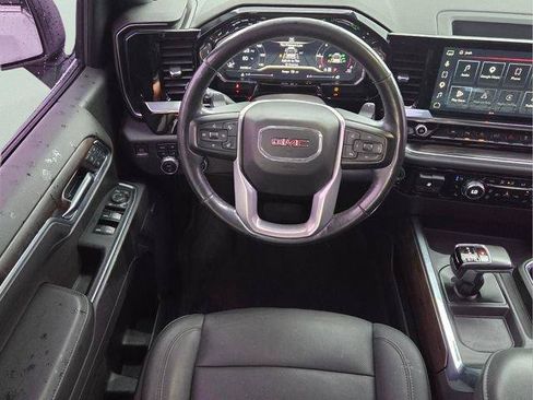 Certified 2022 GMC Sierra 1500 SLT w/ SLT Premium Plus Package AWD/4WD image 15