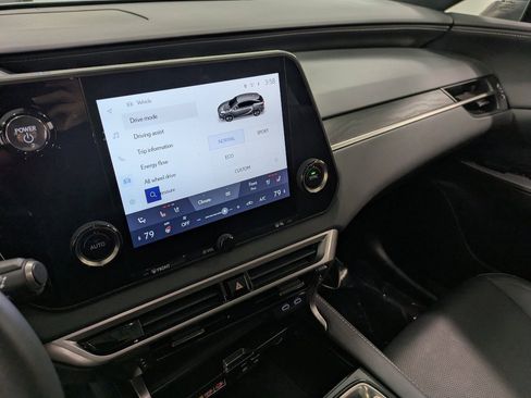 Used 2024 Lexus RX 350h image 11