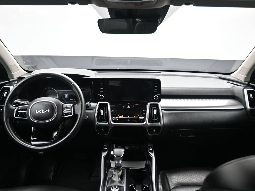 Used 2023 Kia Sorento S FWD image 50