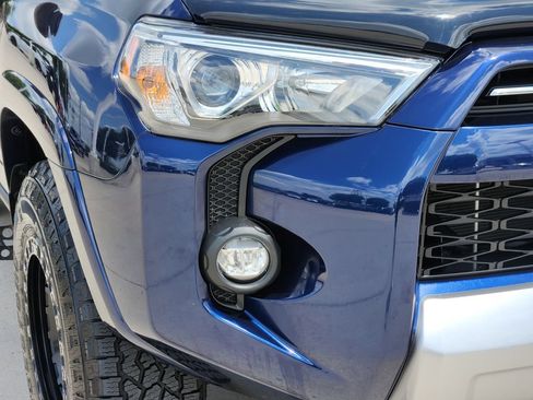 Used 2024 Toyota 4Runner TRD Off-Road Premium w/ Moonroof Package AWD/4WD image 9