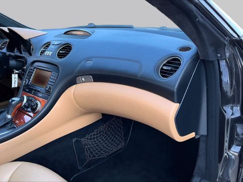 Used 2007 Mercedes-Benz SL 550 image 15