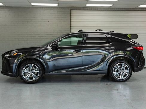 Used 2023 Lexus RX 350h w/ Accessory Package (Z1) AWD/4WD image 4