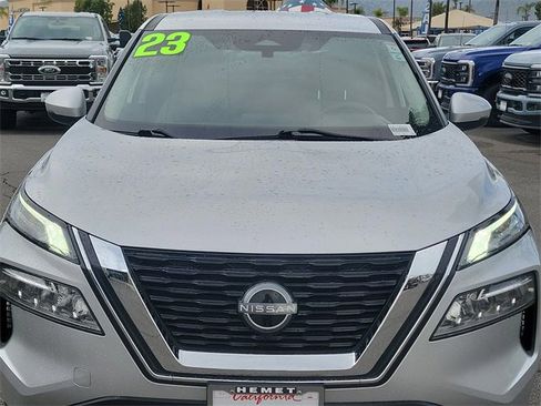 Used 2023 Nissan Rogue SV image 29