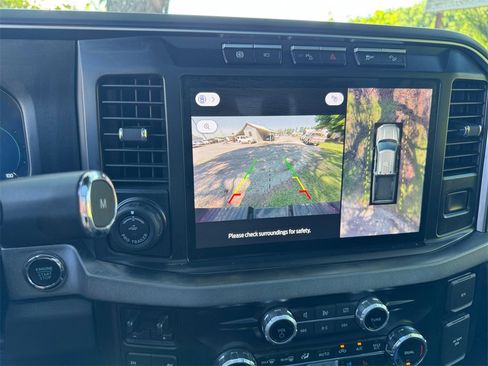 Certified 2024 Ford F350 Platinum image 18