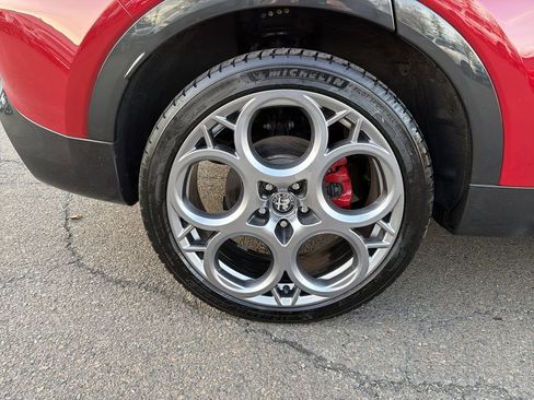 Used 2024 Alfa Romeo Tonale Veloce image 32