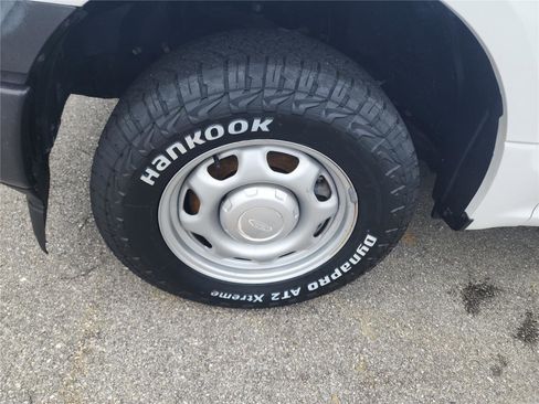 Used 2018 Ford F150 XL RWD image 8