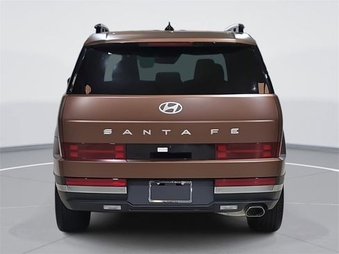 Used 2025 Hyundai Santa Fe Limited image 5
