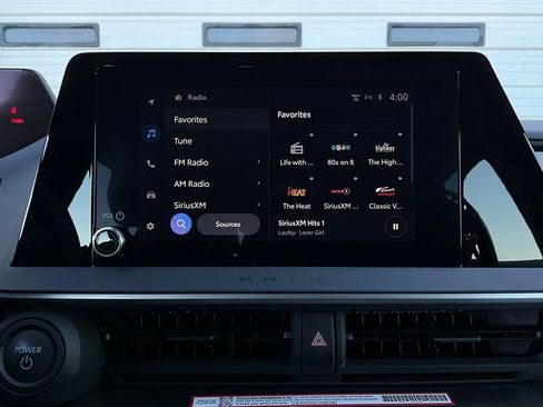 Used 2025 Toyota Prius LE image 28