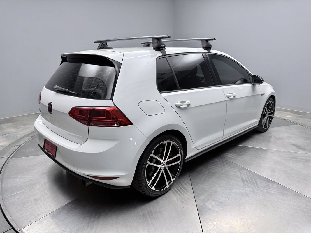 Used 2017 Volkswagen GTI SE FWD image 5