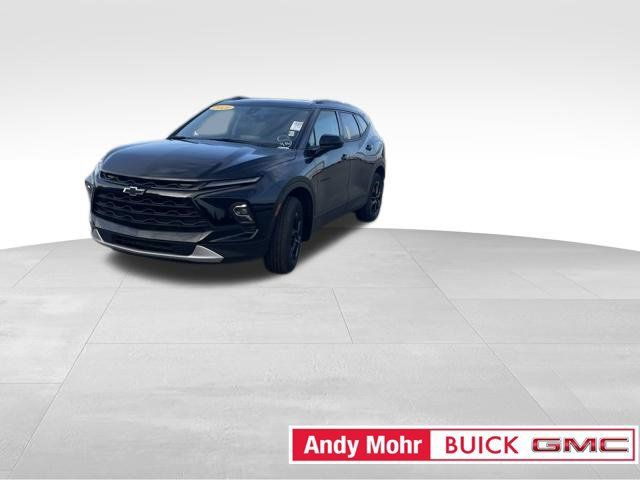 Used 2025 Chevrolet Blazer LT w/ Convenience Package FWD image 17
