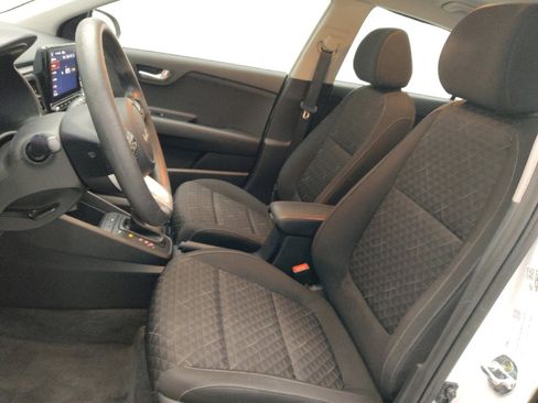 Used 2022 Kia Rio S w/ Option Group 015 image 17