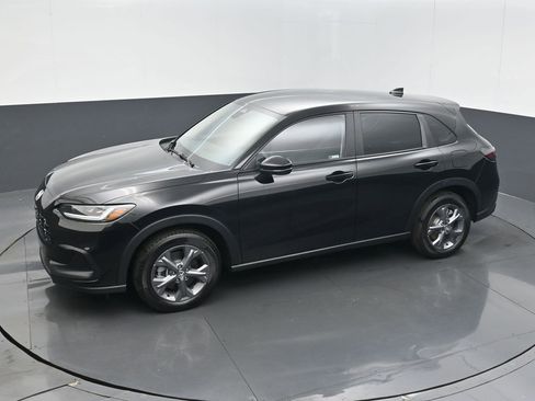 Certified 2026 Honda HR-V LX image 12