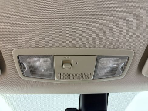 Used 2016 Mitsubishi Outlander SEL AWD/4WD image 31