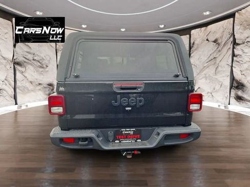 Used 2022 Jeep Gladiator Sport AWD/4WD image 5