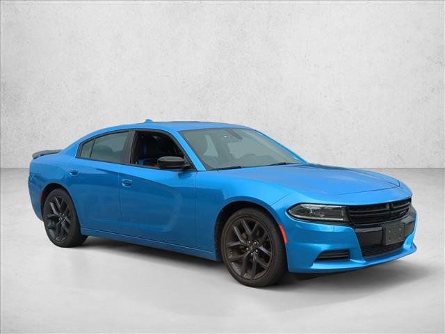 Used 2023 Dodge Charger SXT w/ Blacktop Package RWD image 3