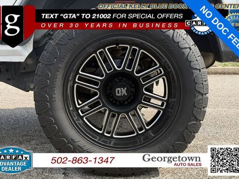 Used 2016 Jeep Wrangler Unlimited Sahara w/ Connectivity Group AWD/4WD image 33