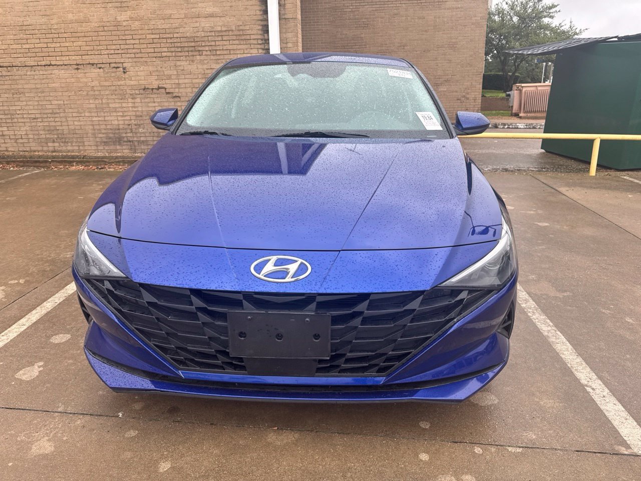 Used 2023 Hyundai Elantra SEL w/ Convenience Package FWD image 2