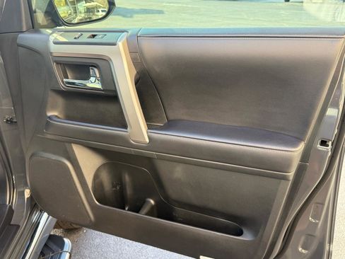 Used 2024 Toyota 4Runner Limited image 15