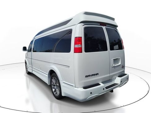 Used 2020 GMC Savana 2500 Extended w/ Enhanced Convenience Package RWD image 3