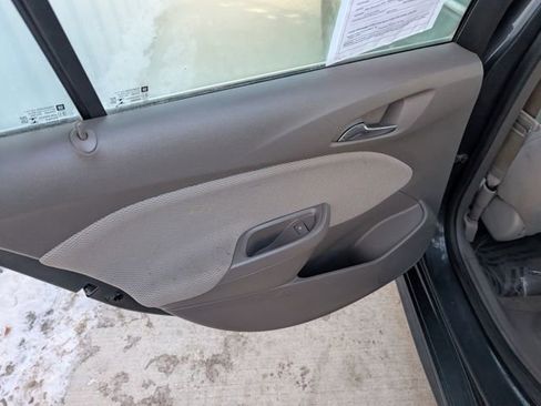 Used 2018 Chevrolet Cruze LT w/ Convenience Package image 20