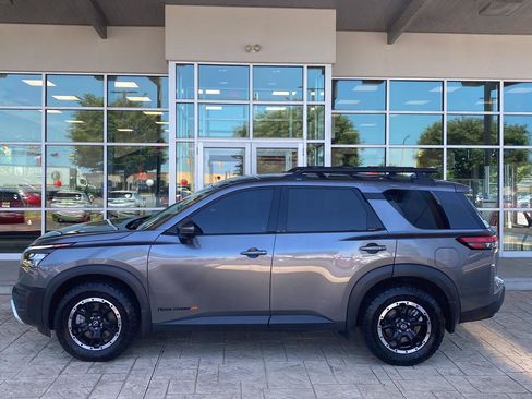 Used 2024 Nissan Pathfinder Rock Creek AWD/4WD image 4