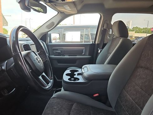 Used 2019 RAM 1500 Big Horn AWD/4WD image 17